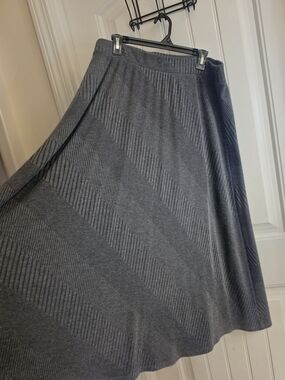 Gray A-Line Knit Midi Skirt